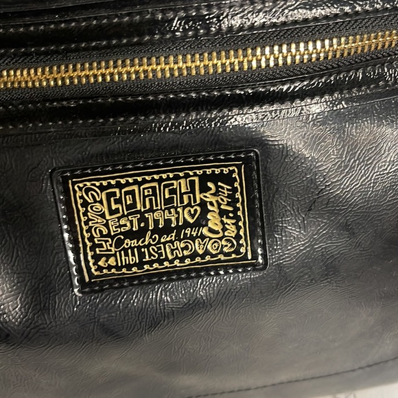 COPY - RARE COACH  Black Poppy Daisy Black  Patent Leather Hobo Bag  FAST SHIPP… - Picture 3 of 6